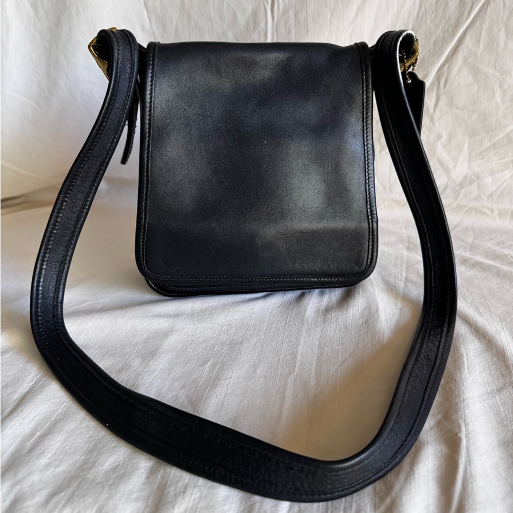 Vintage COACH Legacy Studio Flap Purse Cross Body Bag